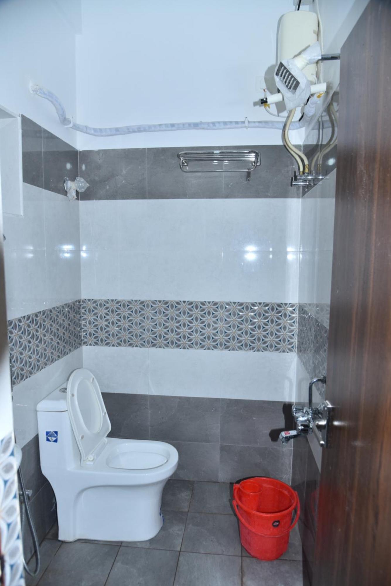 The Paradise Guest Inn เนลลอร์ ภายนอก รูปภาพ