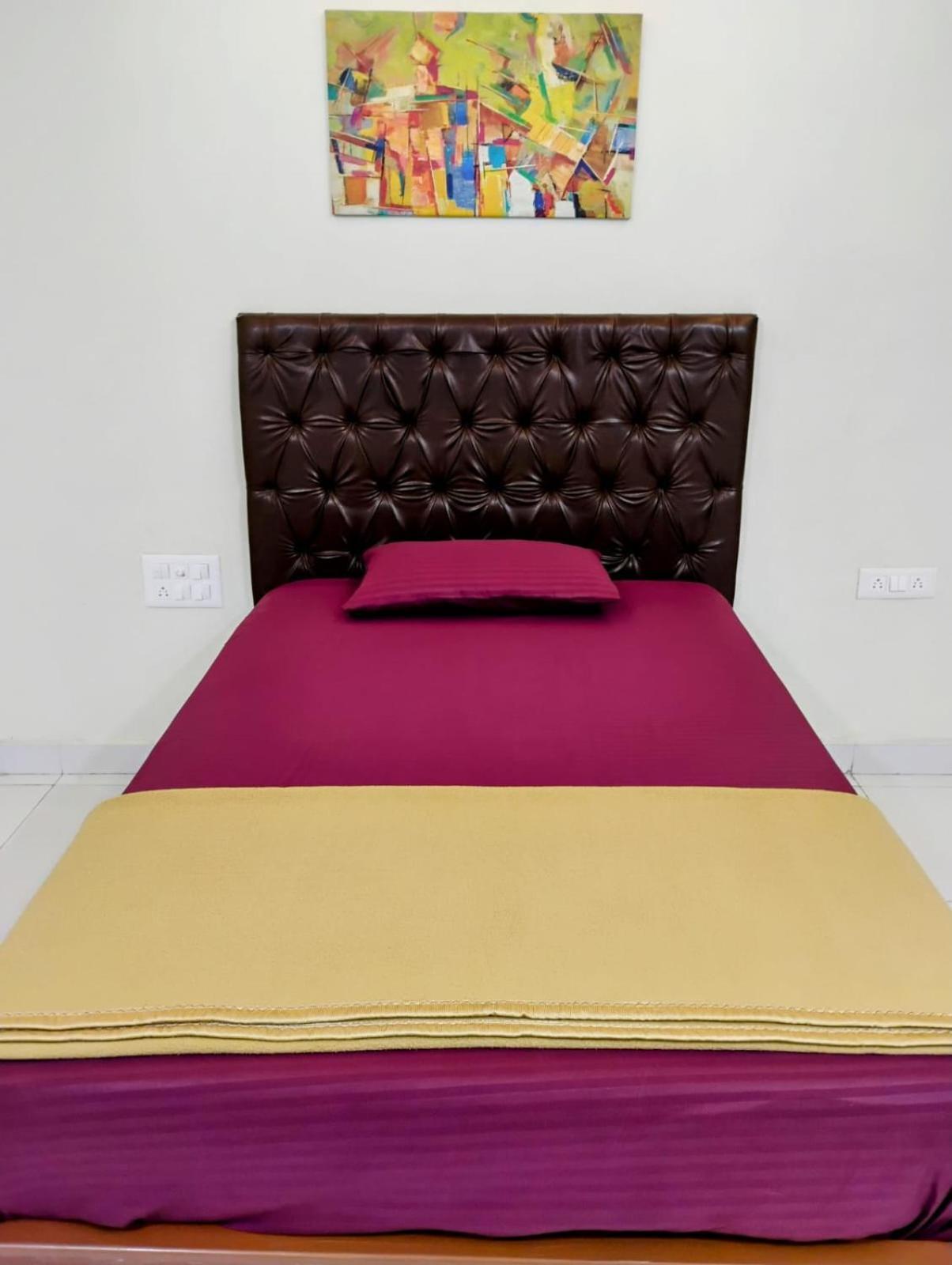 The Paradise Guest Inn เนลลอร์ ภายนอก รูปภาพ